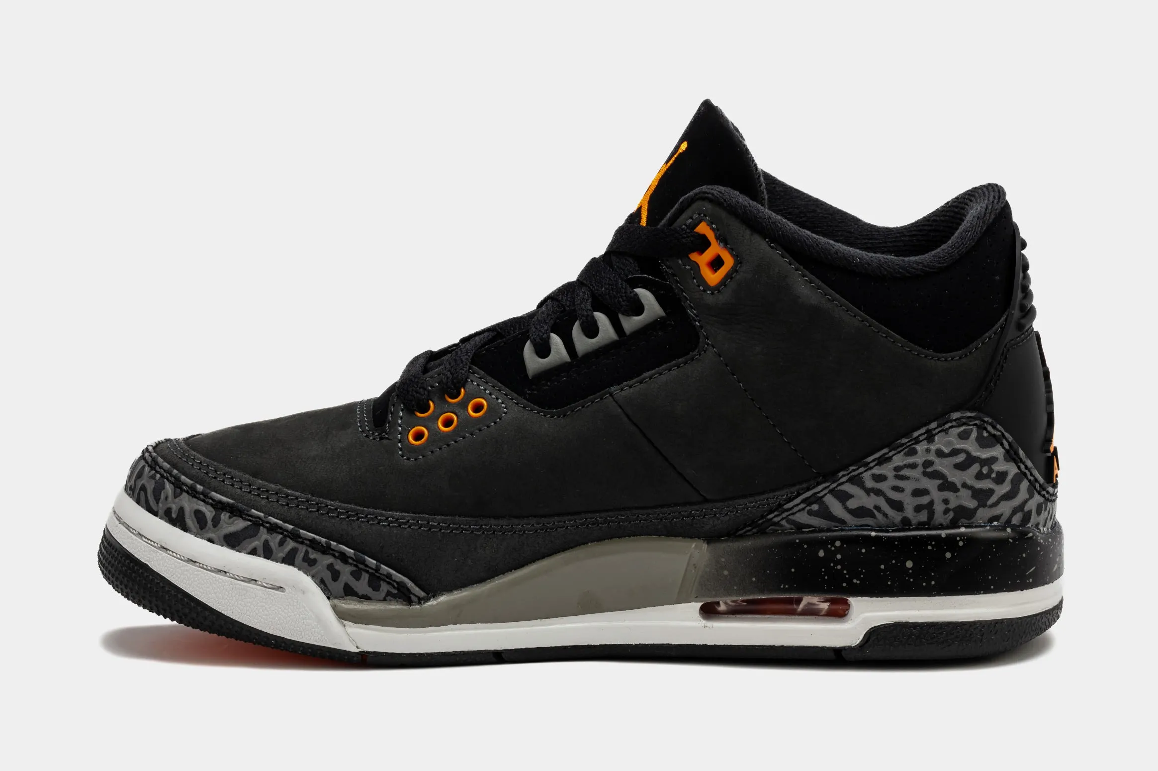 Air Jordan 3 Retro Fear Pack Grade School Lifestyle Shoes (Night Stadium/Total Orange)