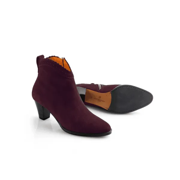 Fairfax & Favor Womens Regina Ankle Boot in Plum Suede