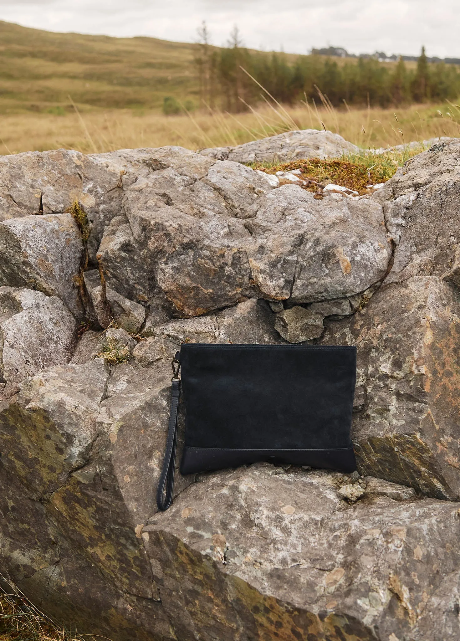 Millymount Ladies Suede Clutch - French Navy