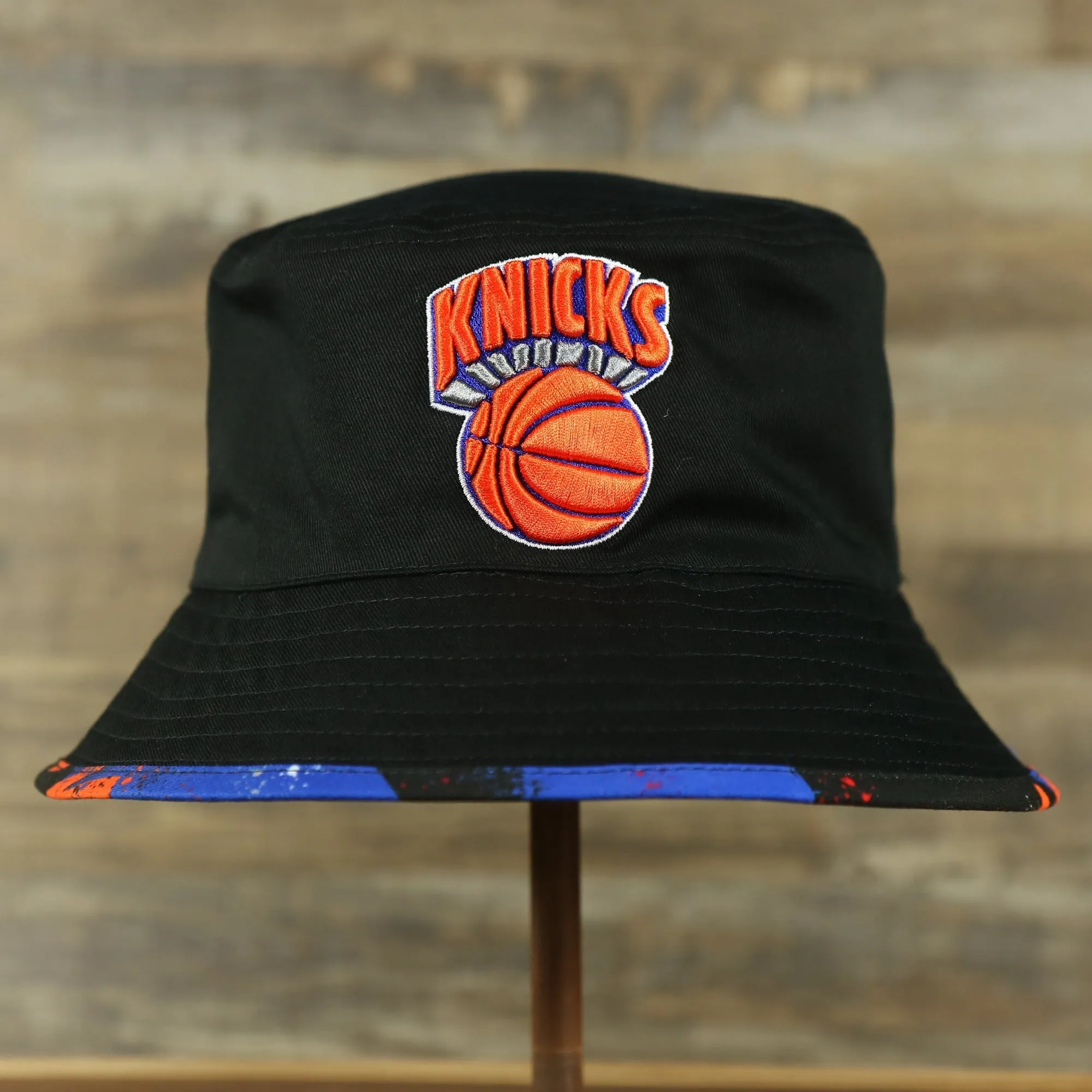 New York Knicks 90s Inspired NBA Hyper Mitchell and Ness Reversible Bucket Hat