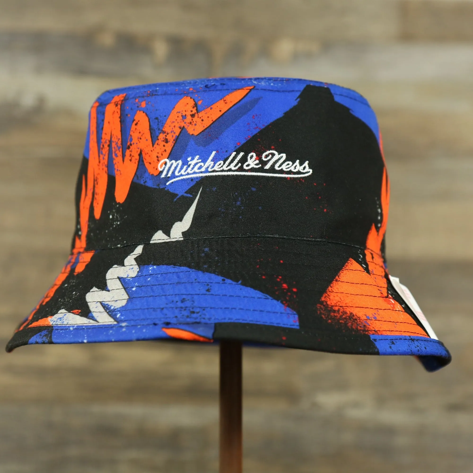 New York Knicks 90s Inspired NBA Hyper Mitchell and Ness Reversible Bucket Hat