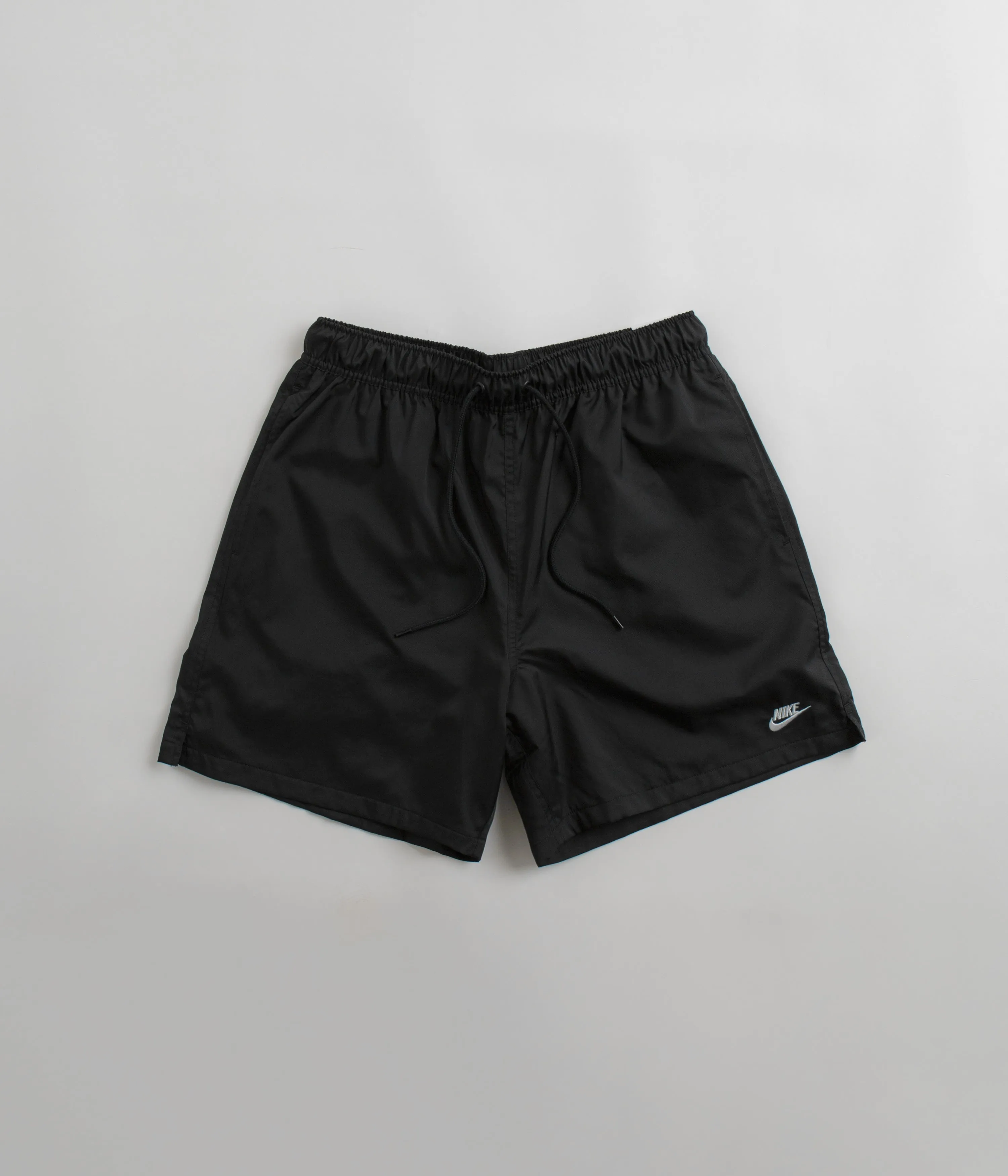 Nike Club Woven Flow Shorts - Black / White