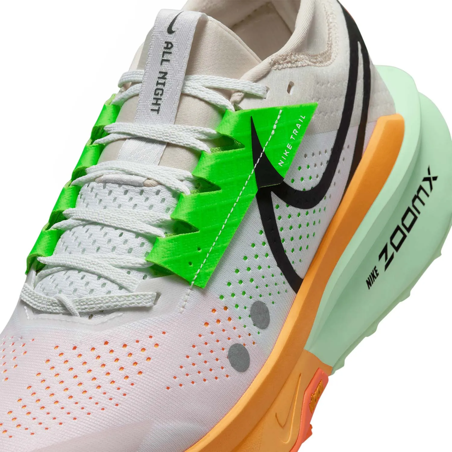 Nike Zegama Trail 2  Summit White/Black/Laser Orange