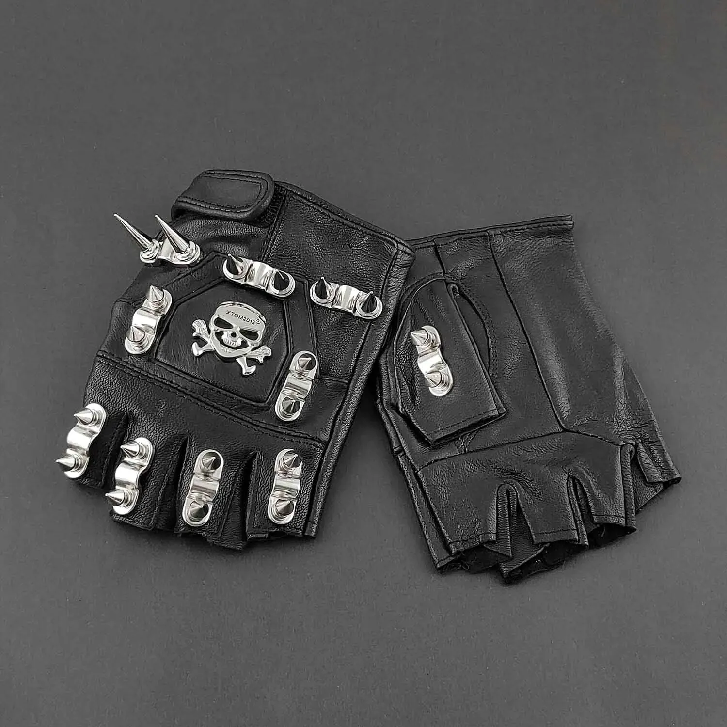 Rivet Leather Skull Trucker Motorcycle Fingerless Gloves for Men